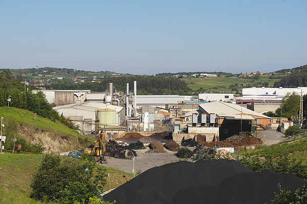Foto: Aurubis: Beerse Werk von vorne